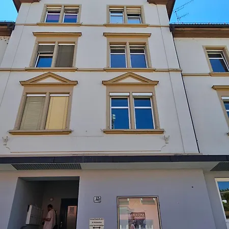 Apartament Zeitlose Altbauwohnung Am *