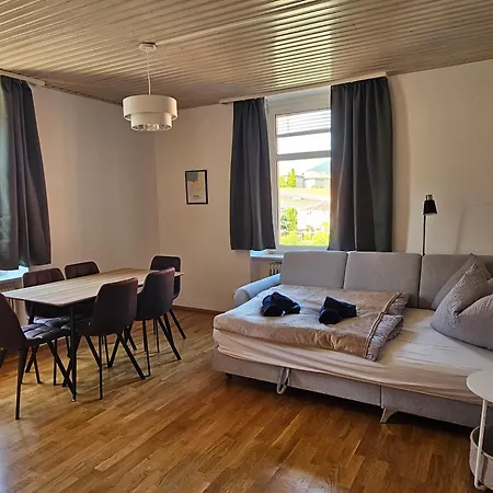 Apartament Zeitlose Altbauwohnung Am
