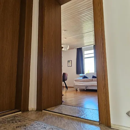 Apartament Zeitlose Altbauwohnung Am *