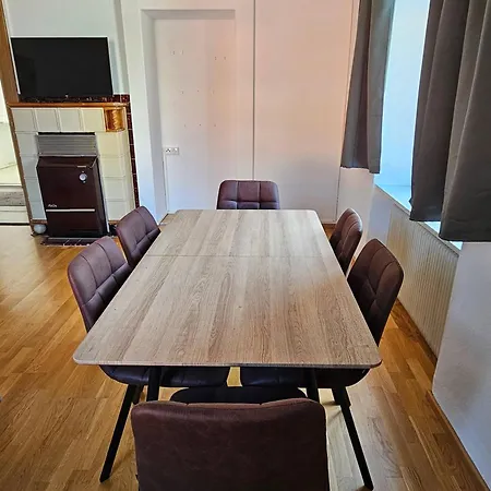 Zeitlose Altbauwohnung Am By Stadtlandnest * ברגנץ