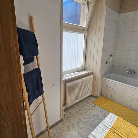 Zeitlose Altbauwohnung Am